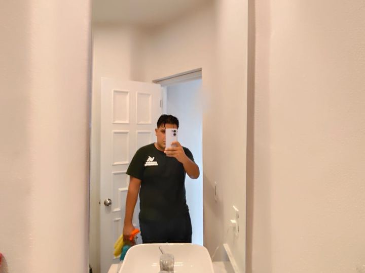 Espejo de cuerpo entero a medida en baño